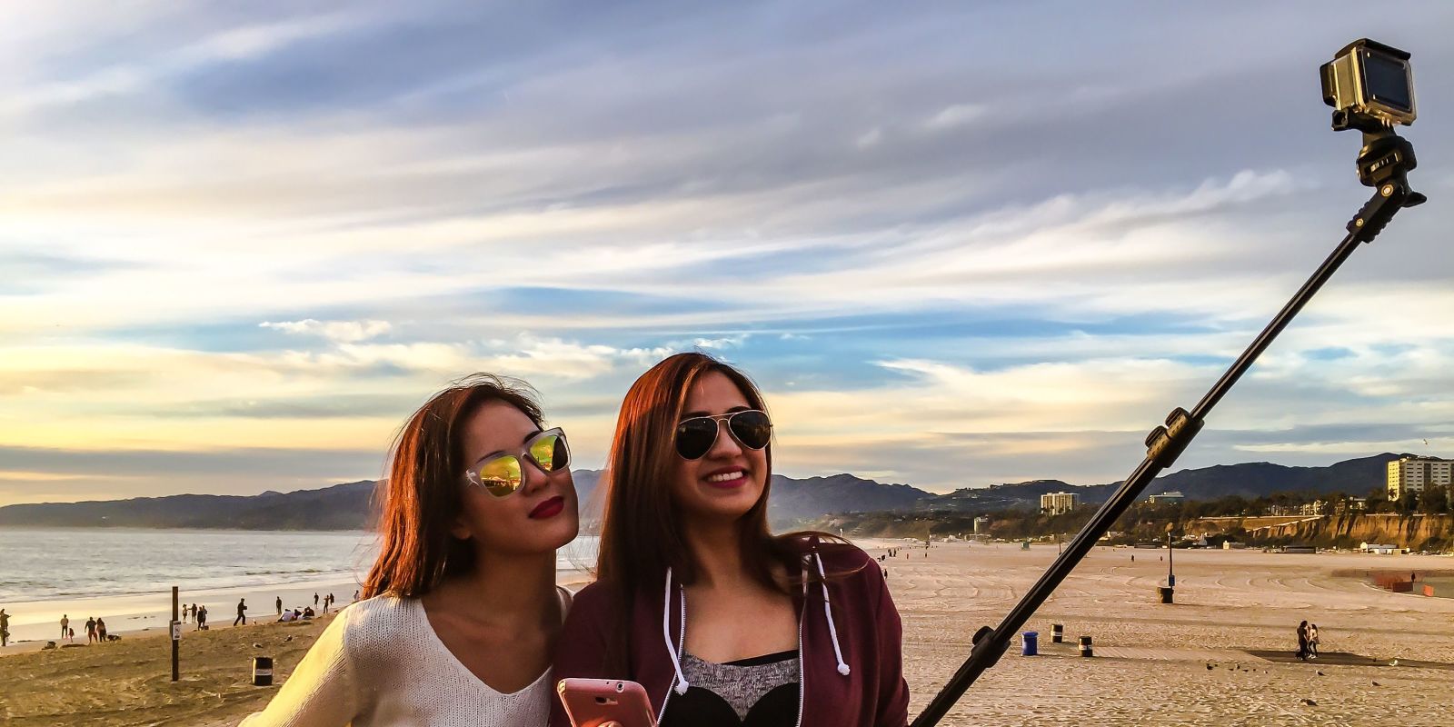 Selfie stick, le nouvel accessoire indispensable ?