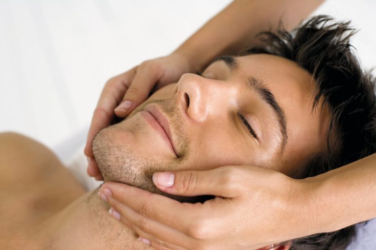 L’intérêt croissant des consommateurs pour les soins du visage pour homme